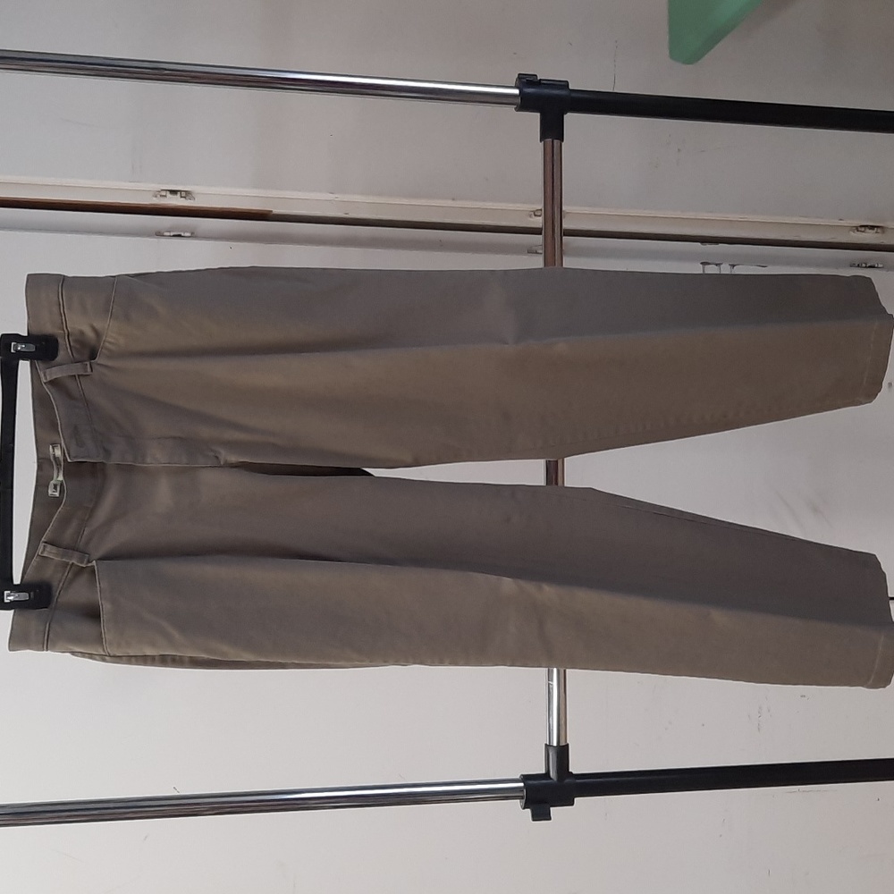 Lee Women's Relaxed Straight Leg Khaki Pants